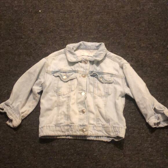 ZARA Brand Girl's 4-5 year Kid's Light Wash Denim Jean Jacket - Picture 1 of 6